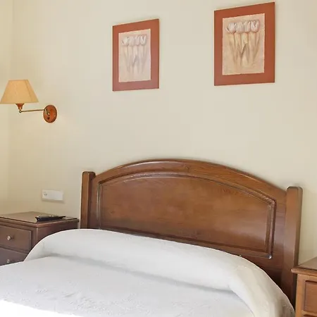 Hostal El Aparcamiento Pensión Luarca