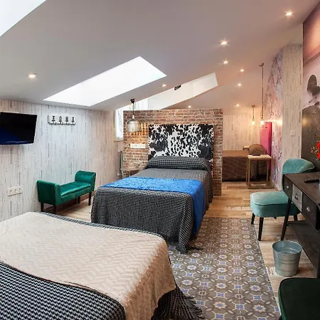 Hostal El Aparcamiento * Luarca
